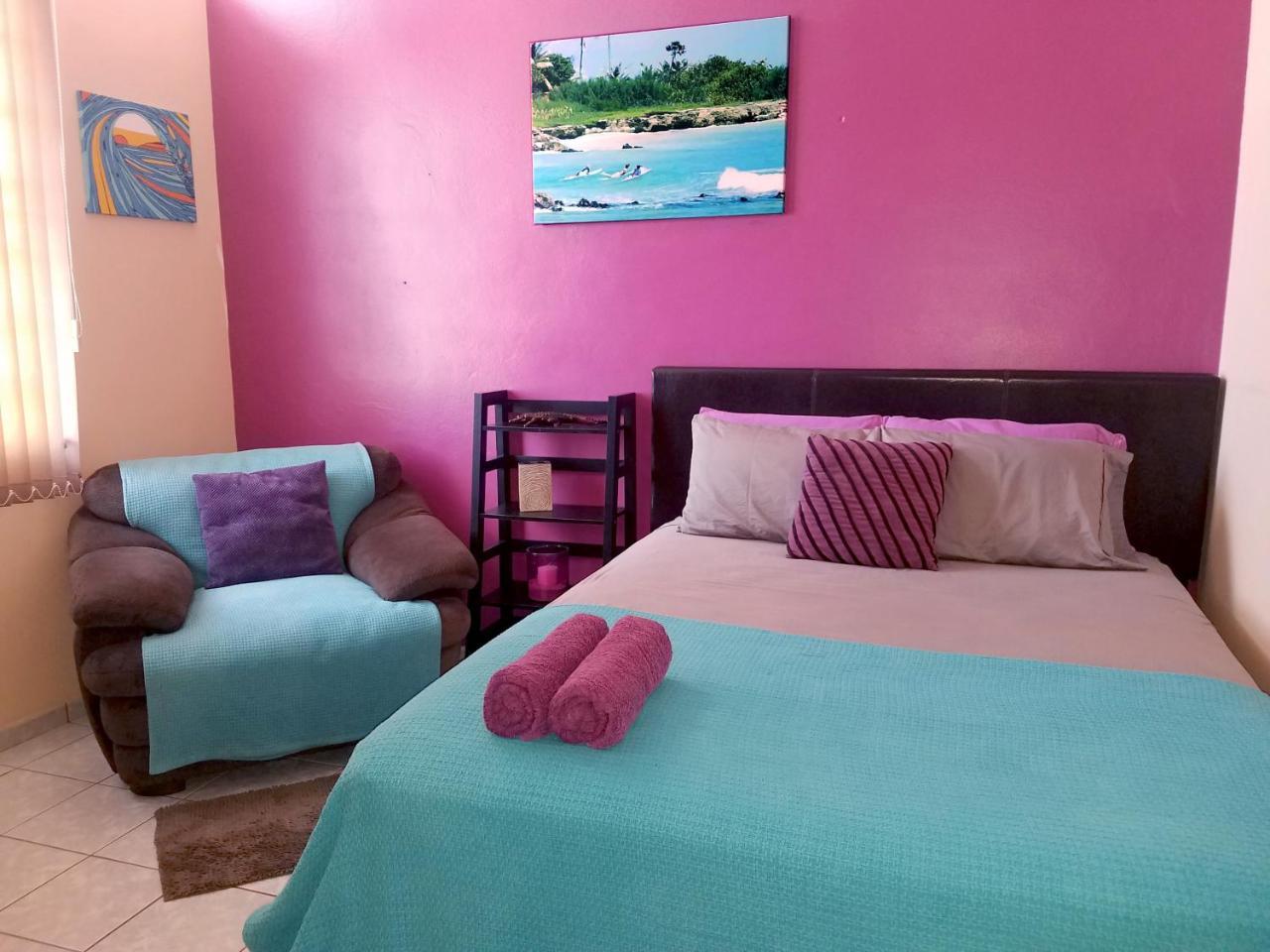 Wssm Surf House Bed & Breakfast Aguadilla Exterior foto